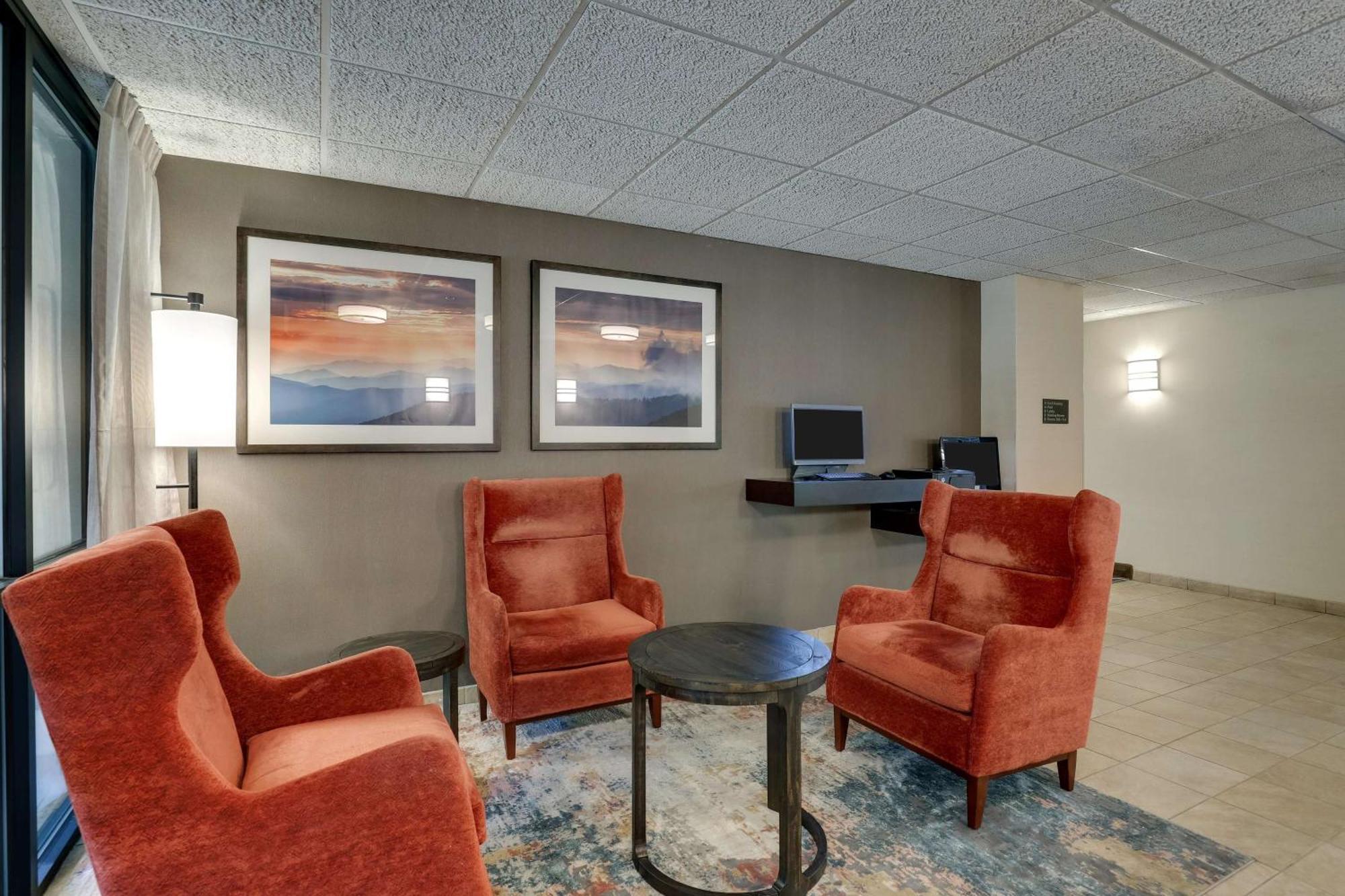 Drury Inn & Suites Charlotte University Place Exterior photo