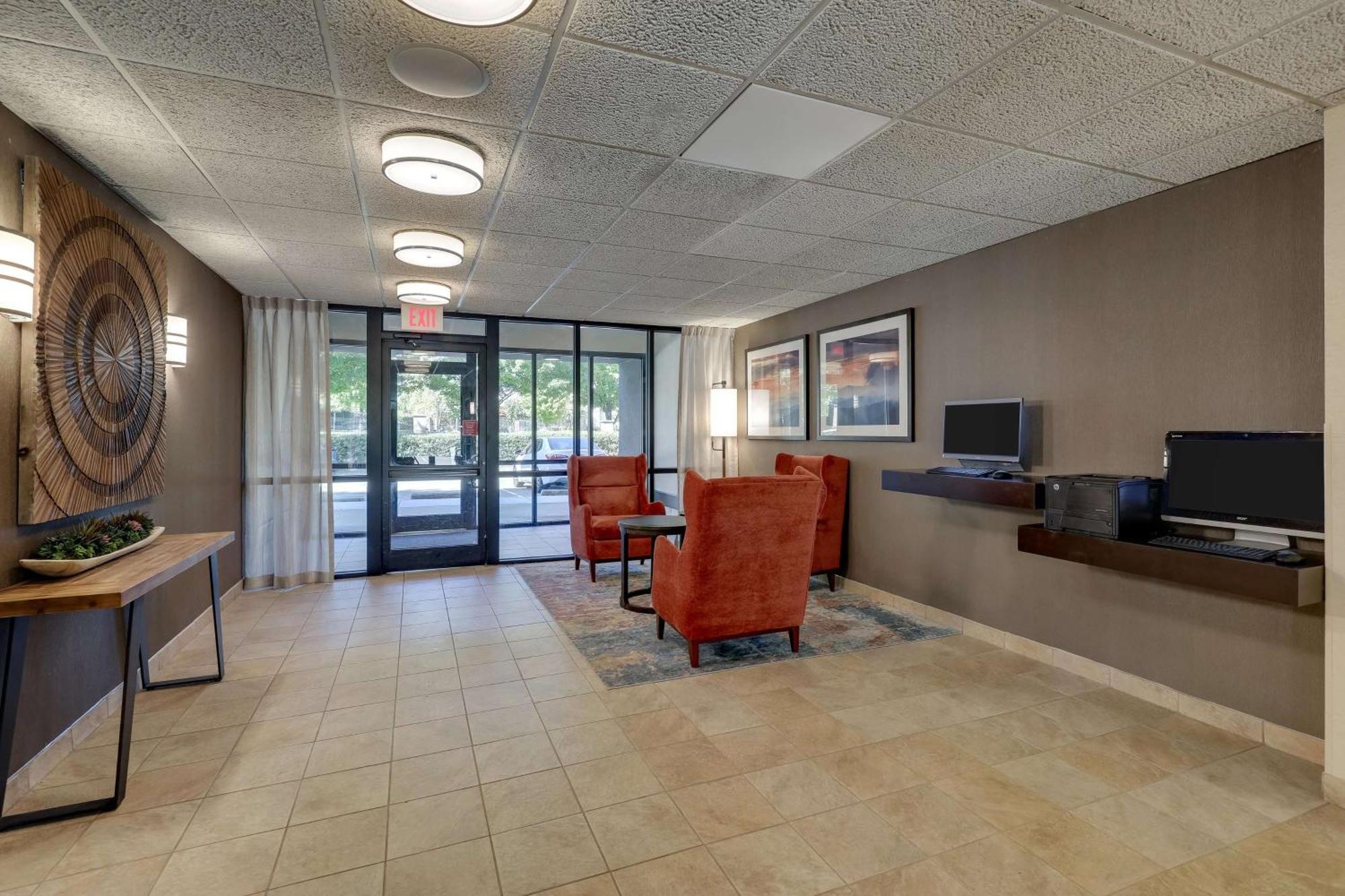 Drury Inn & Suites Charlotte University Place Exterior photo